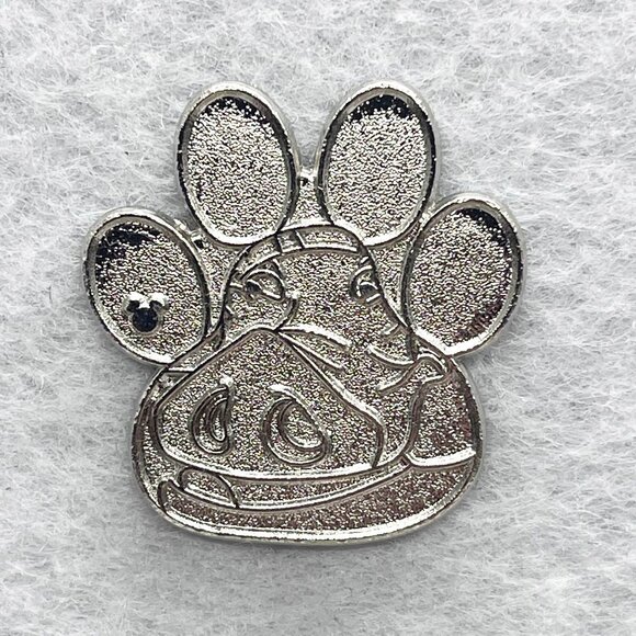 🔮 5/$25 Disney The Lion‎ King Pumbaa Paw Chaser Pin - Picture 1 of 2